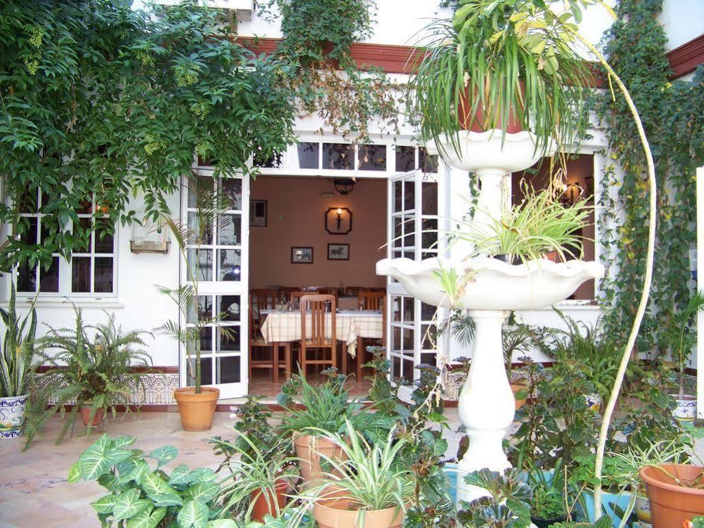 Hostal Restaurante El Lirio Bollullos Par del Condado Esterno foto
